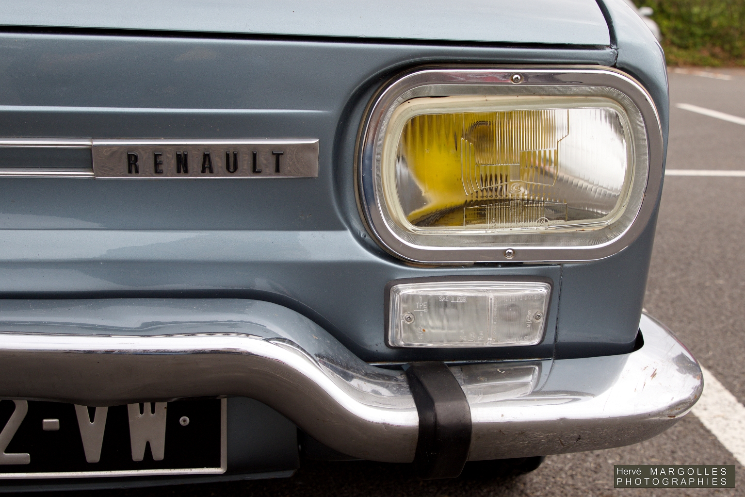 Renault 10-02.jpg